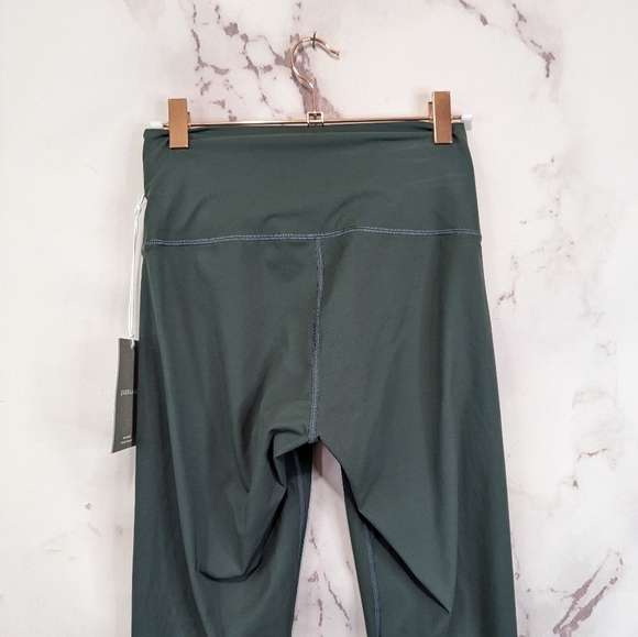 Everlane Leggings Size Small The Perform Legging Pine Green Regular 28 ReNew - Picture 9 of 12